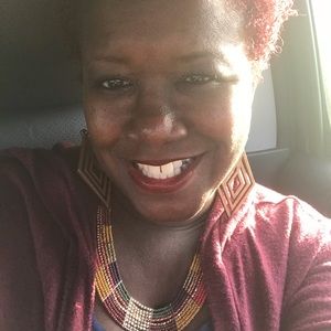 Meet your Posher, Adriann